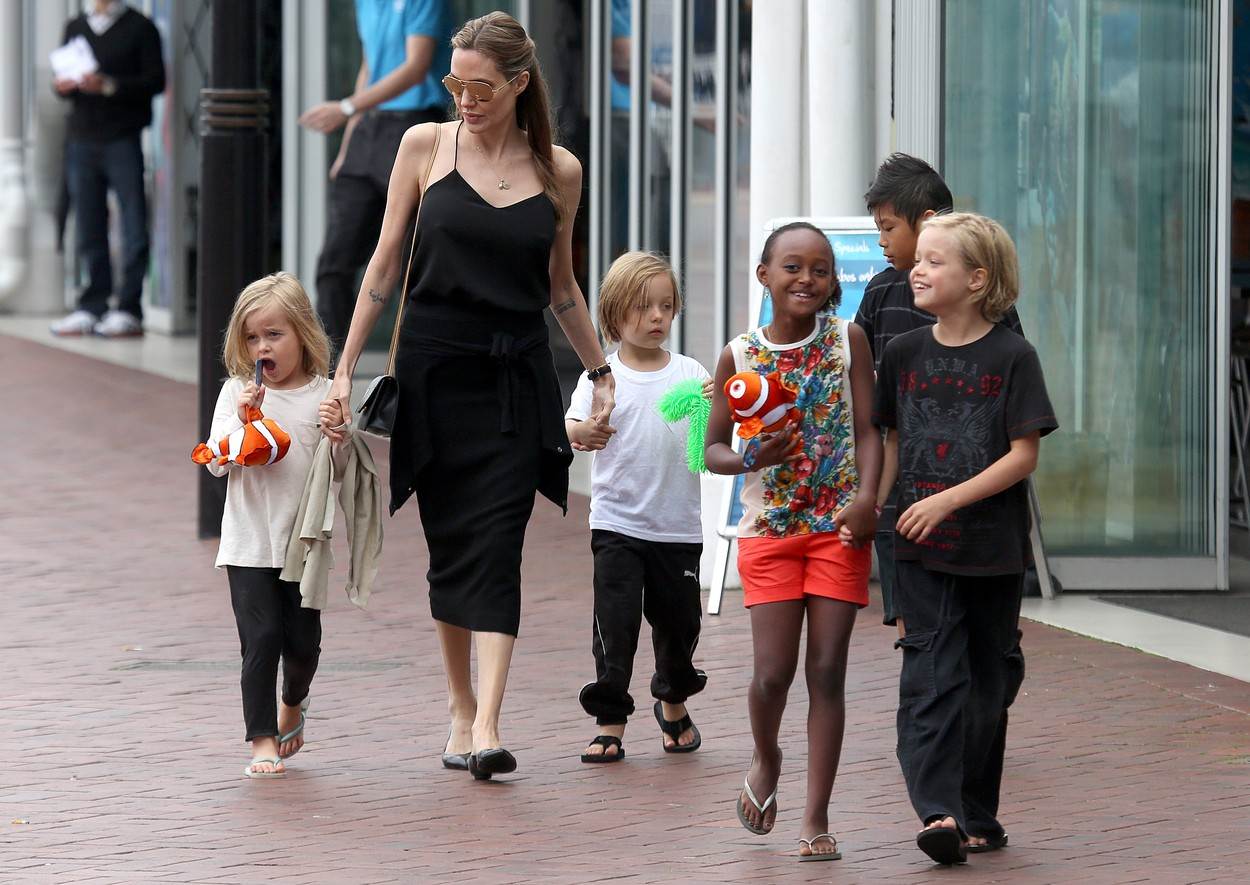 IZAŠLA IZ SJENE SESTARA Zahara Jolie Pitt započinje novo životno poglavlje