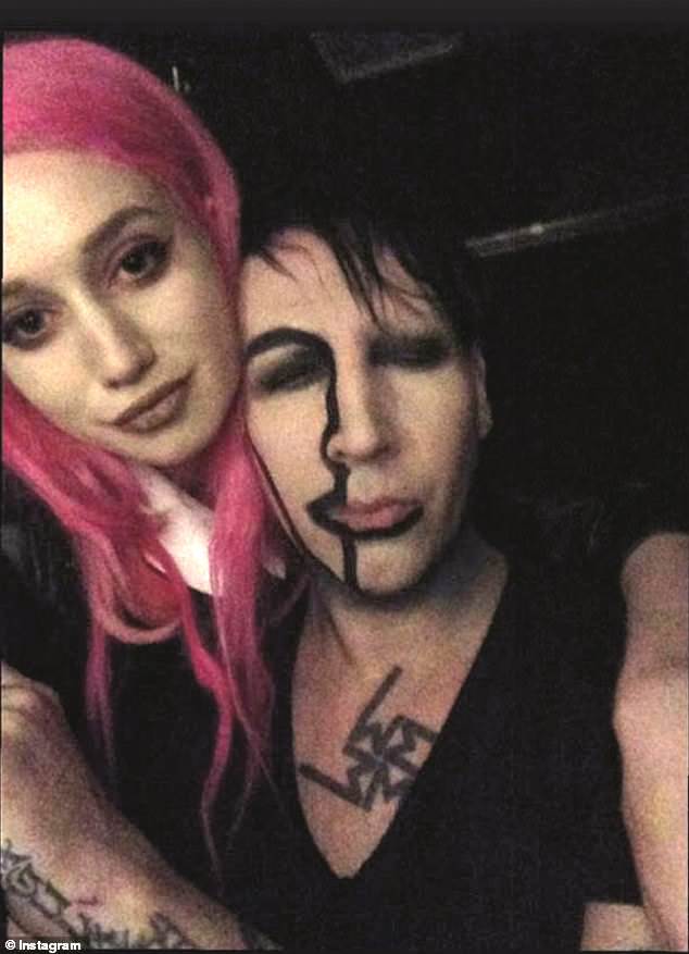 Mansonova žrtva: 'Rezao me, vezao i silovao, pokušala sam se ubiti'