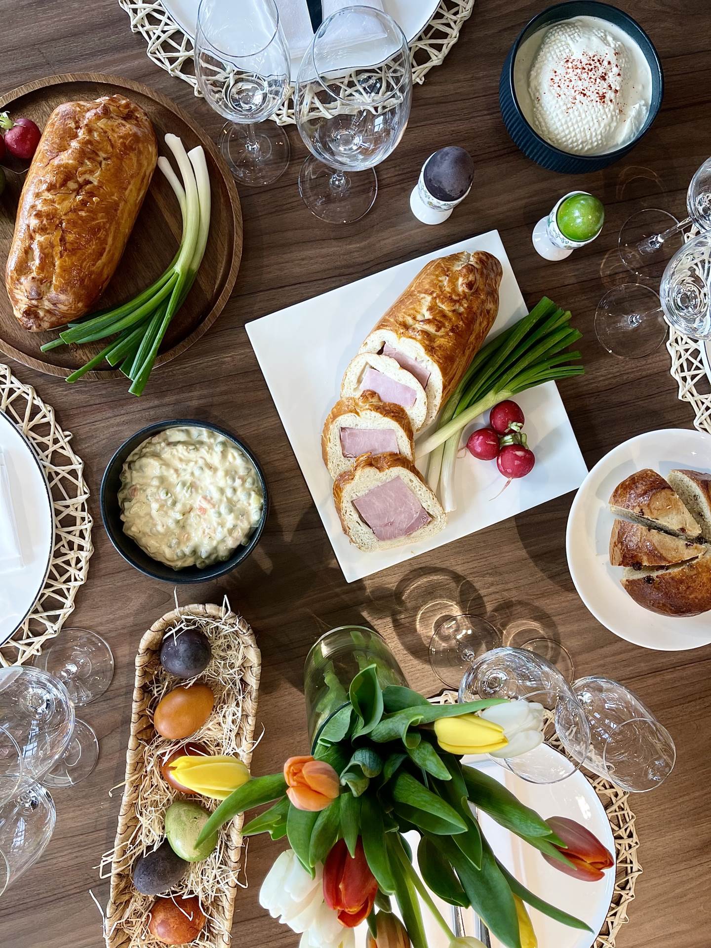 Hilton priprema za vas ukusne blagdanske gastronomske pakete – EASTER BOX