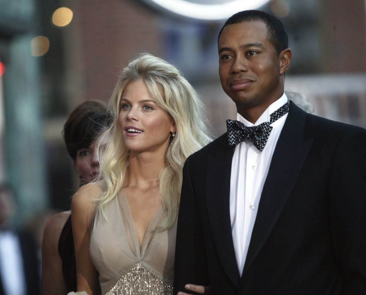 Tiger Woods i bivša supruga Elin Nordegren razveli su se burno