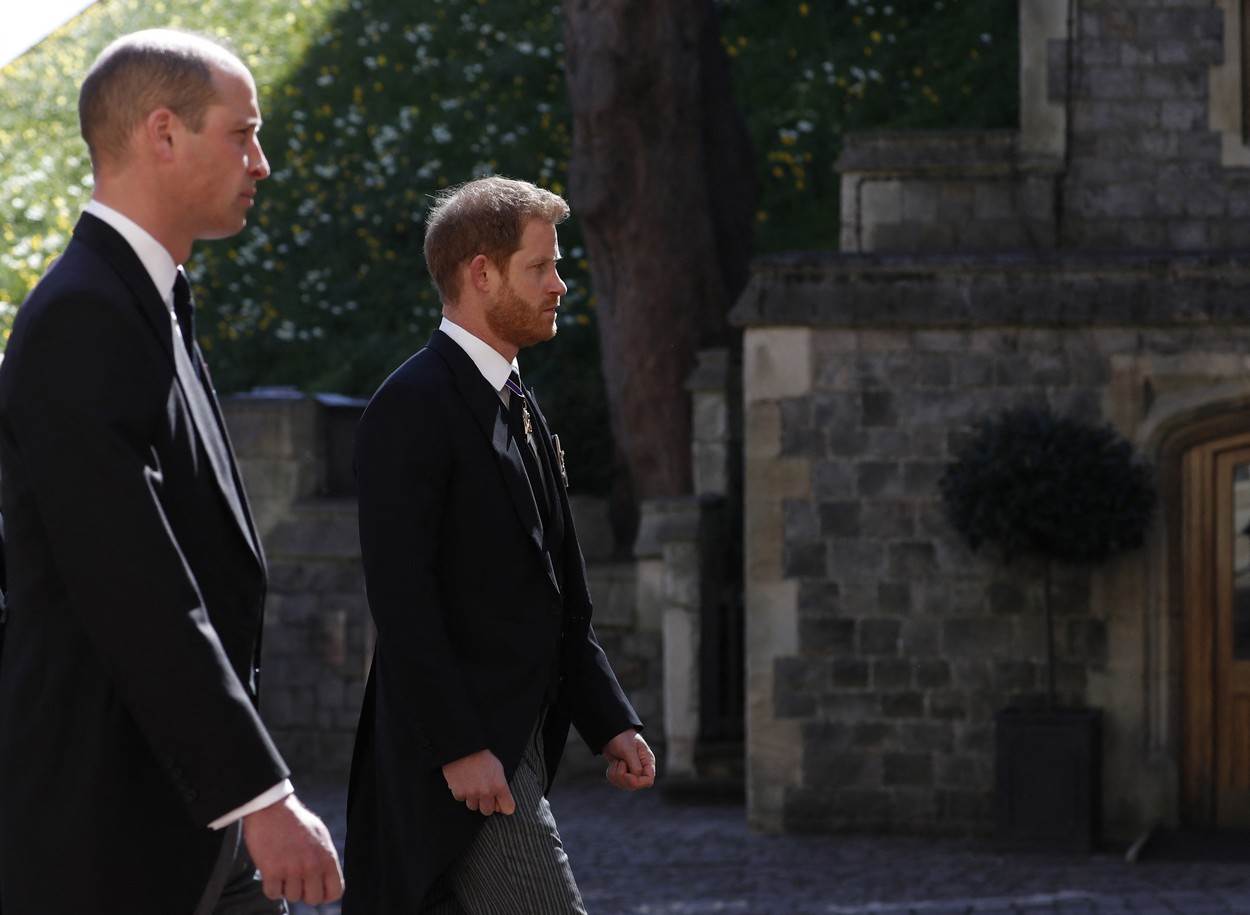 BEZ RIJEČI Princ Harry i William na istom mjestu nakon više od godinu dana