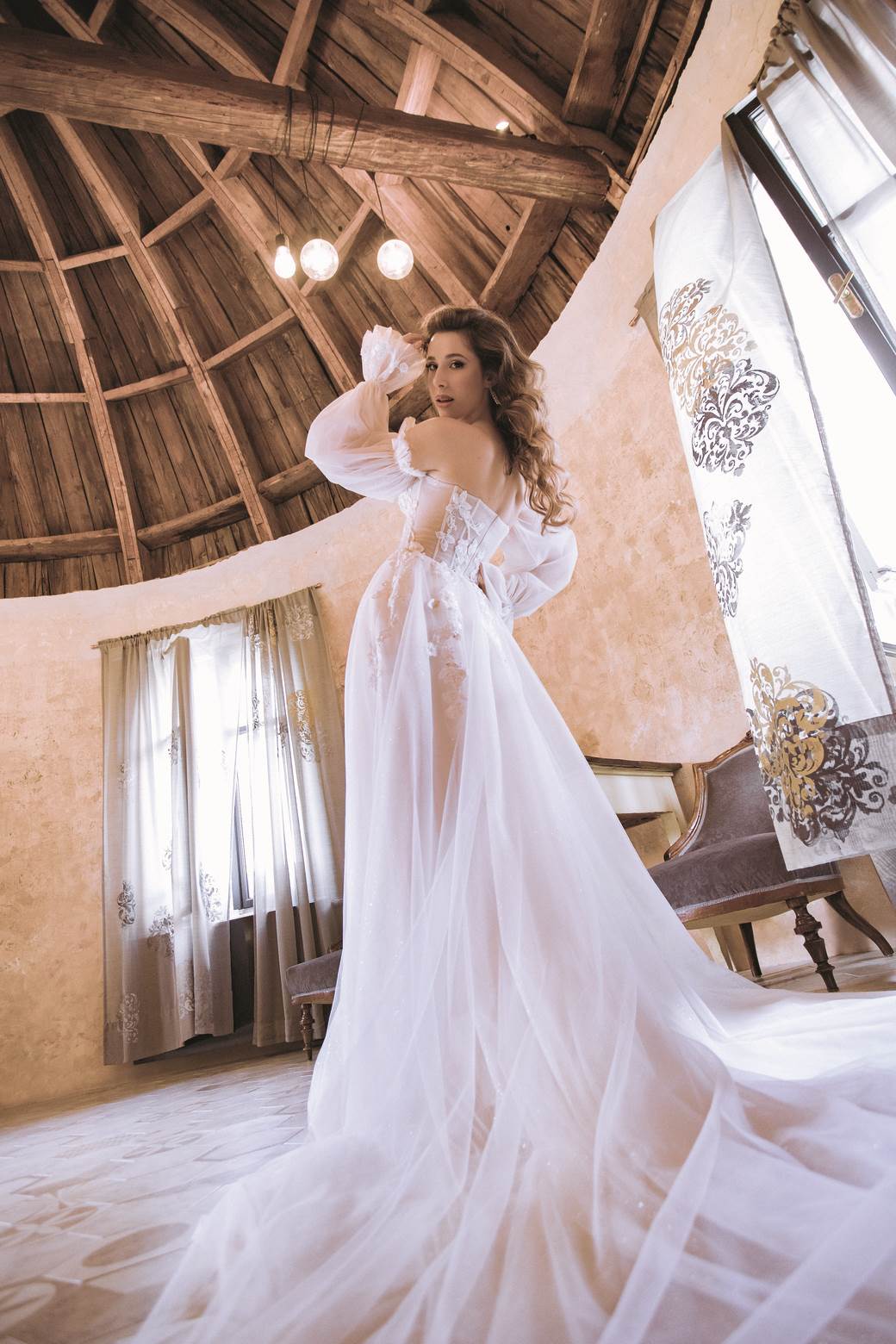 Pjevačica Nela Đinđić: 'Odmalena želim imati veliku, bajkovitu vjenčanicu'