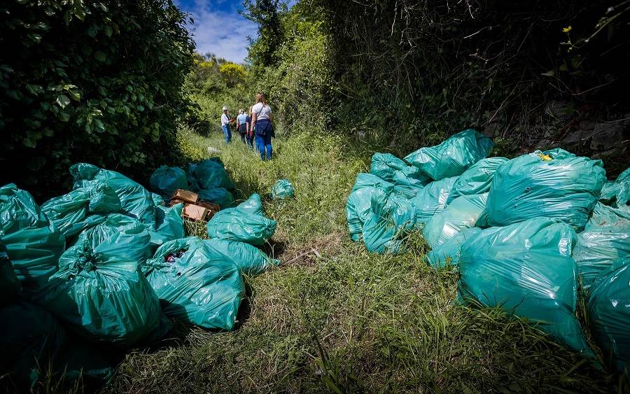 Gotovo 300 volontera u osam velikih akcija očistilo sedam tona smeća