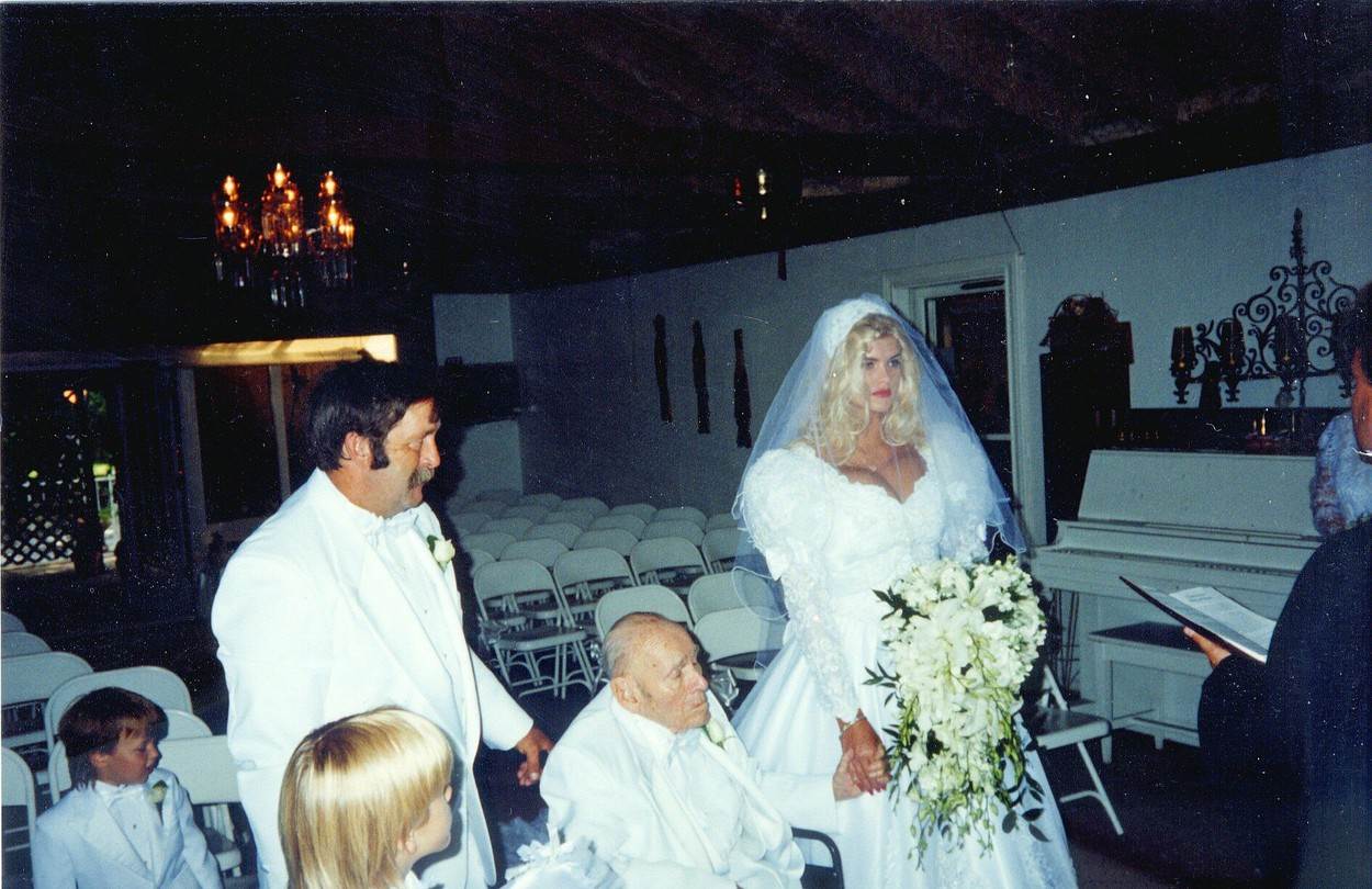 Anna Nicole Smith udala se za J. Howarda Marshalla