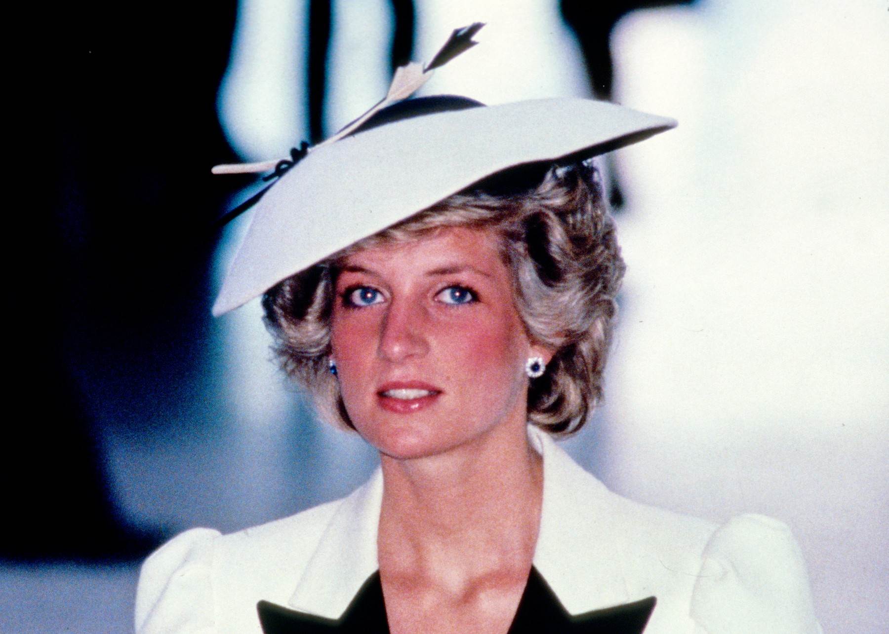 Princeza Diana rastala se od princa Charlesa 1992. godine