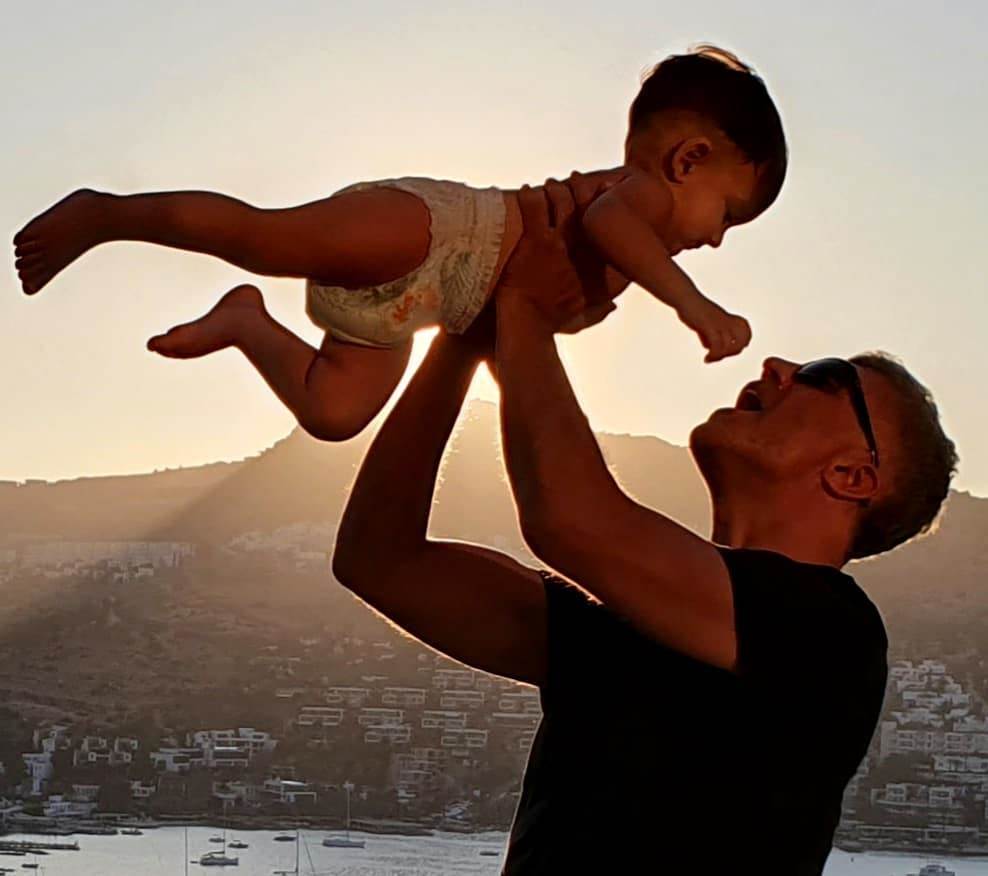 Ozcan Deniz se izborio za više vremena sa sinom kojeg je dobio s bivšom suprugom