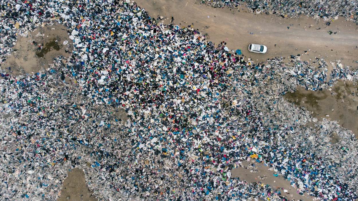 otpad odjeće, pustinja Atacama