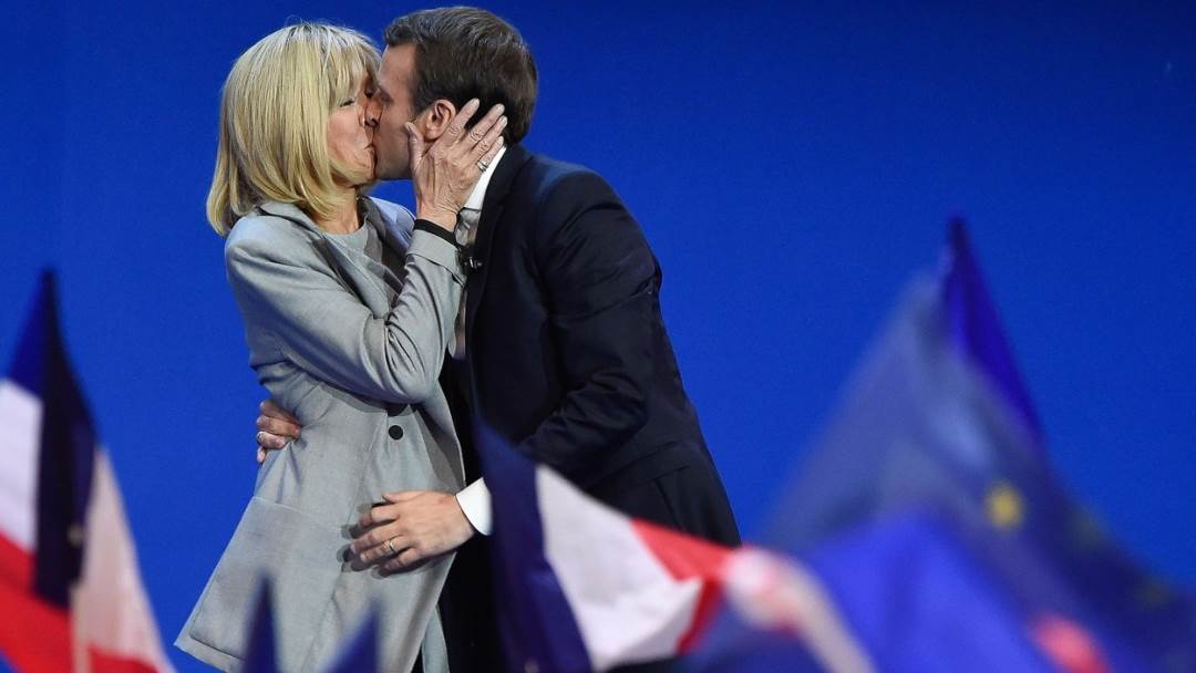 Brigitte Macron i Emmanuel Macron upoznali su dok je ona bila profesorica, a on učenik