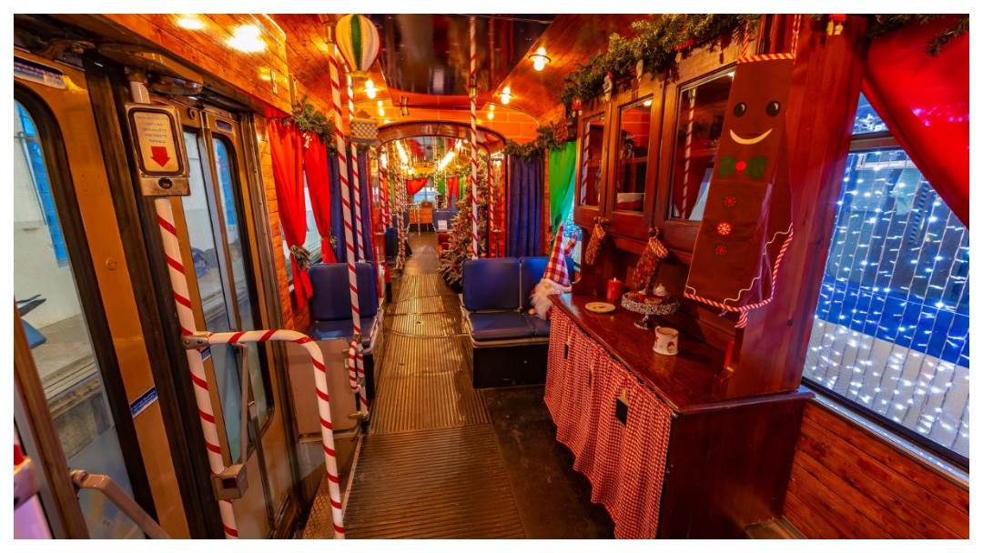 Božićni tramvaj u Osijeku ove godine je prava bajka