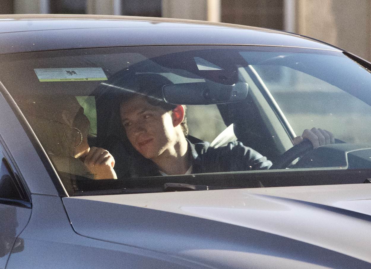 Paparazzi su uslikali Zendayu i Toma Hollanda kako se ljube u autu