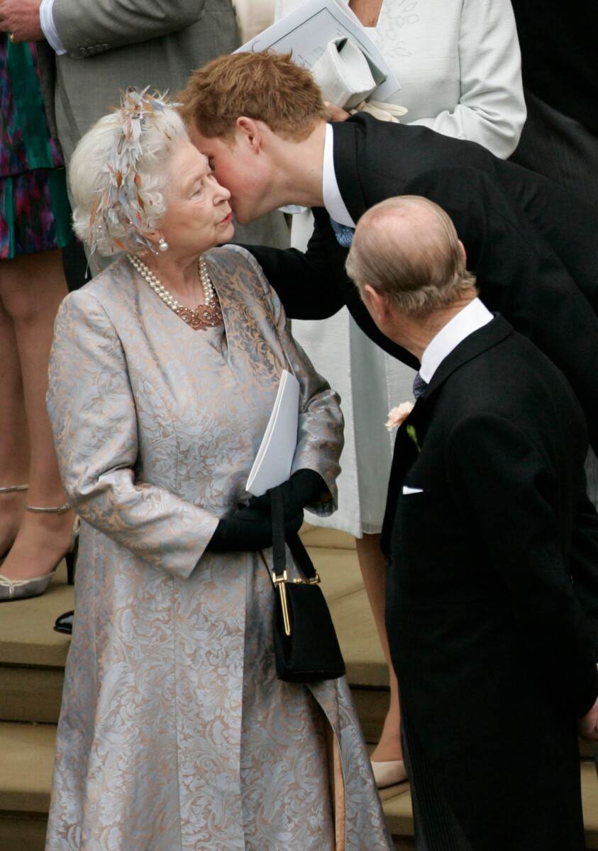 Kraljica Elizabeta II. i princ Harry