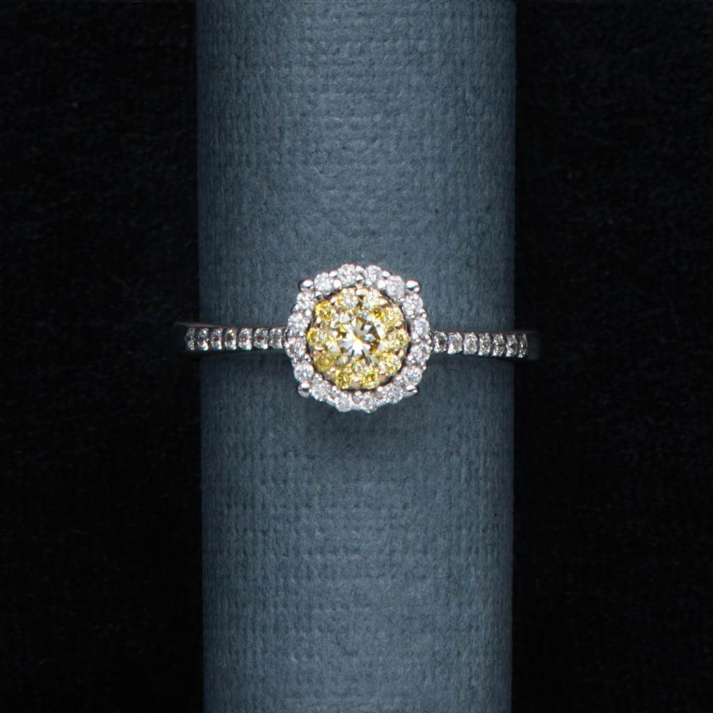 epl-yakutian-diamonds-predstavlja-novitete-nakita-kojima-dominira-prsten-s-dijamantom-citrusne-boje