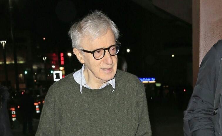 Producent Woody Allen optužen je da je seksualno napastovao vlastitu kćer.