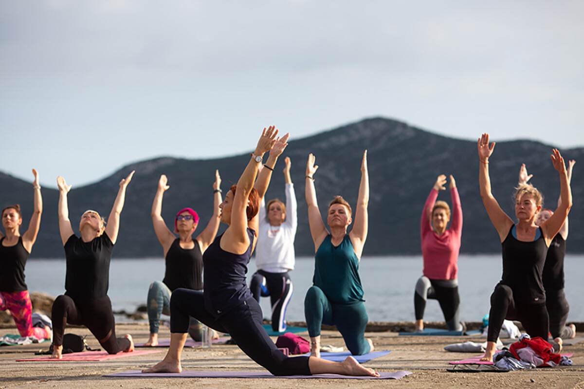 donosimo-pricu-o-odrzanom-sensa-yoga-retreatu-na-otoku-izu-procitajte-dozivite