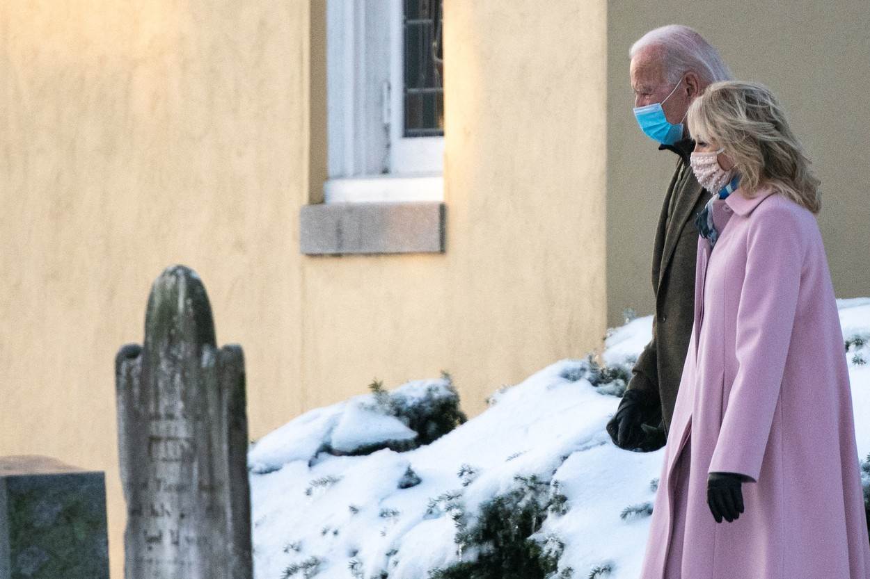 Joe Biden i Jill Biden na grobu njegove prve supruge Neilie Biden
