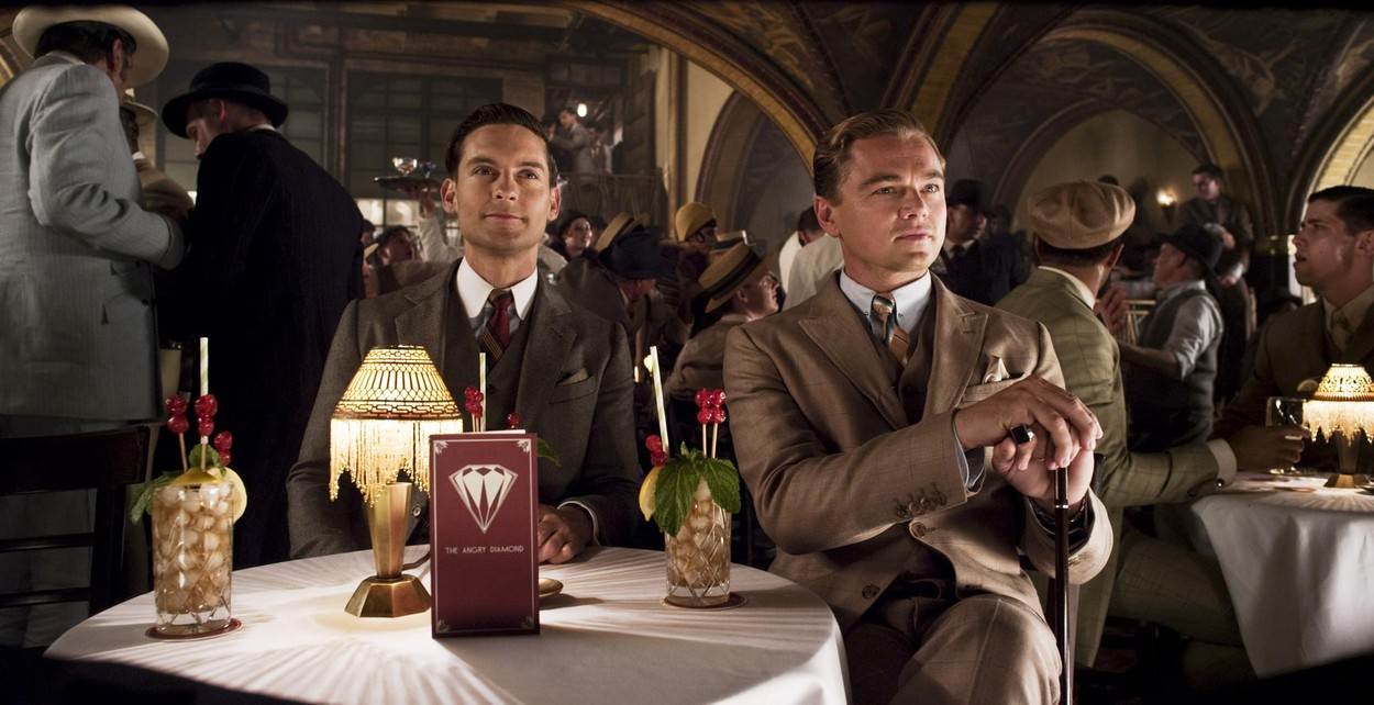 Leonardo Dicaprio i Tobey Maguire u sceni filma Veliki Gatsby