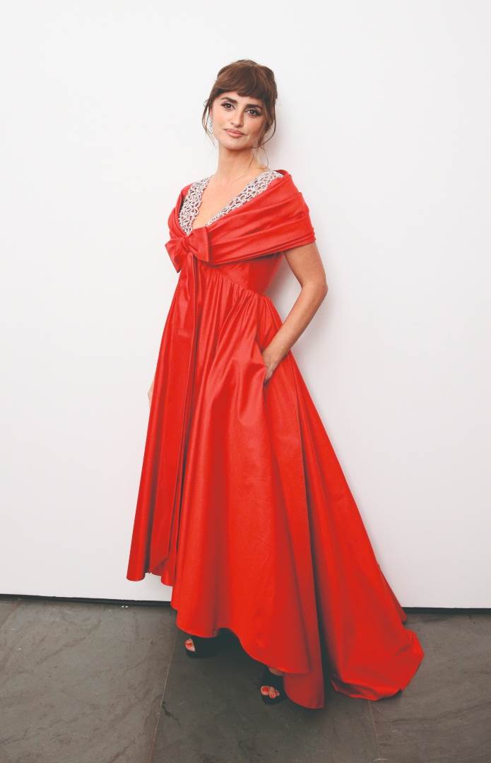 Penelope Cruz u crvenoj Dior haljini