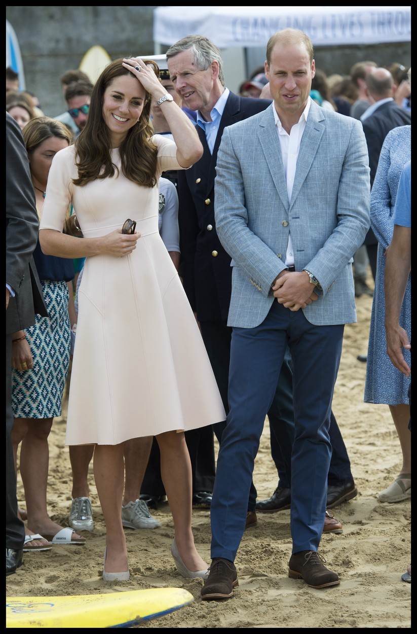 Kate Middleton nosi cipele na punu petu na farmi
