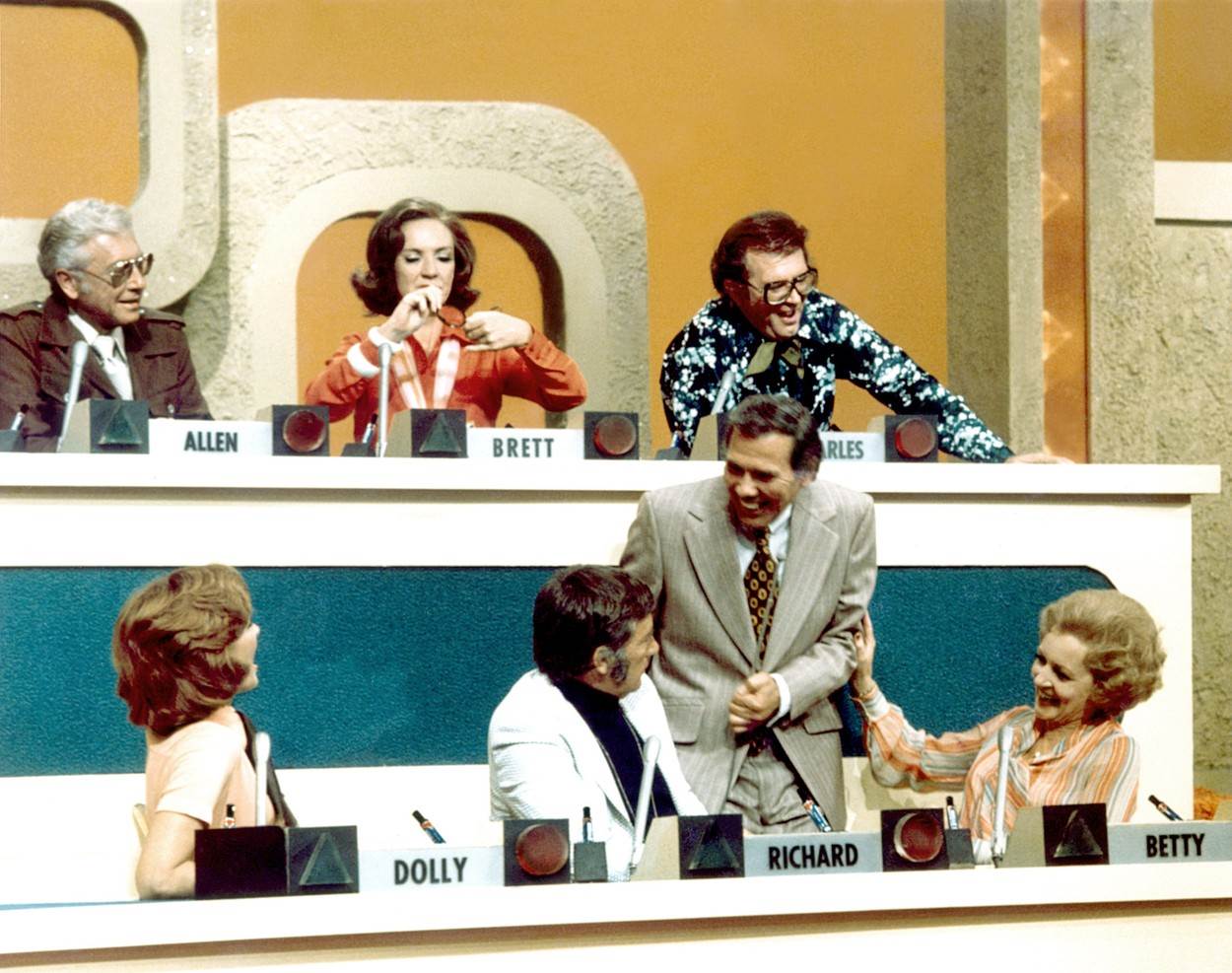 Betty White i Allen Ludden su se upoznali u natjecateljskom showu Password 1961. godine.