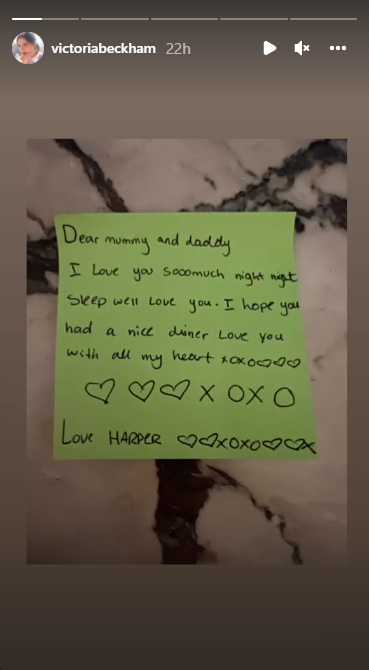 ictoria Beckham podijelila je sliku slatke poruke koju je Harper ostavila svojim roditeljima