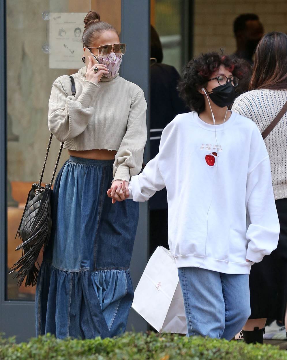 Jennifer Lopez prošetala je trgovačkim centrom sa kćeri Emme.
