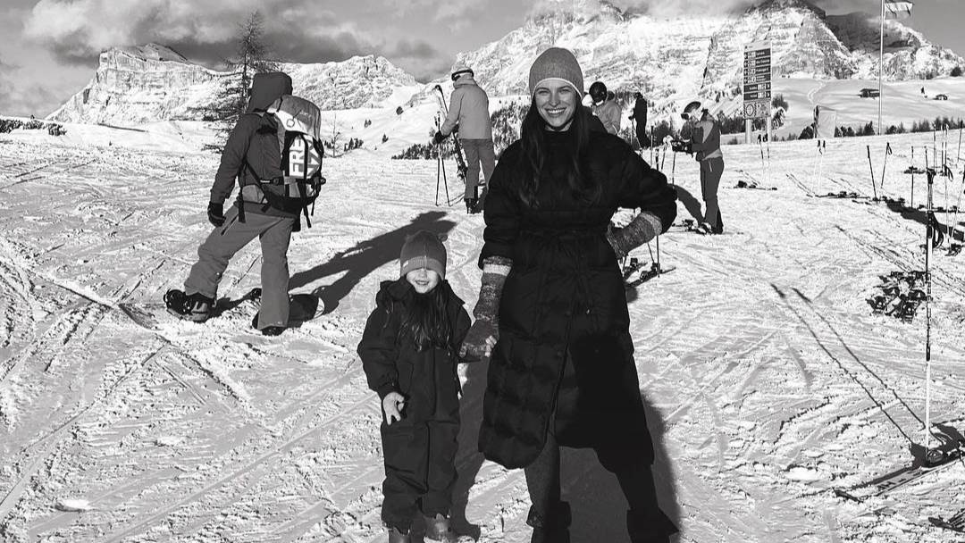 Ljupka Gojić Mikić na skijanju s obitelji