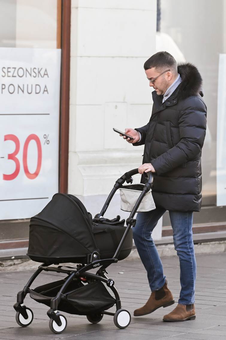 Fran Olujić i Monika Kravić u listopadu su dobili svoje prvo dijete