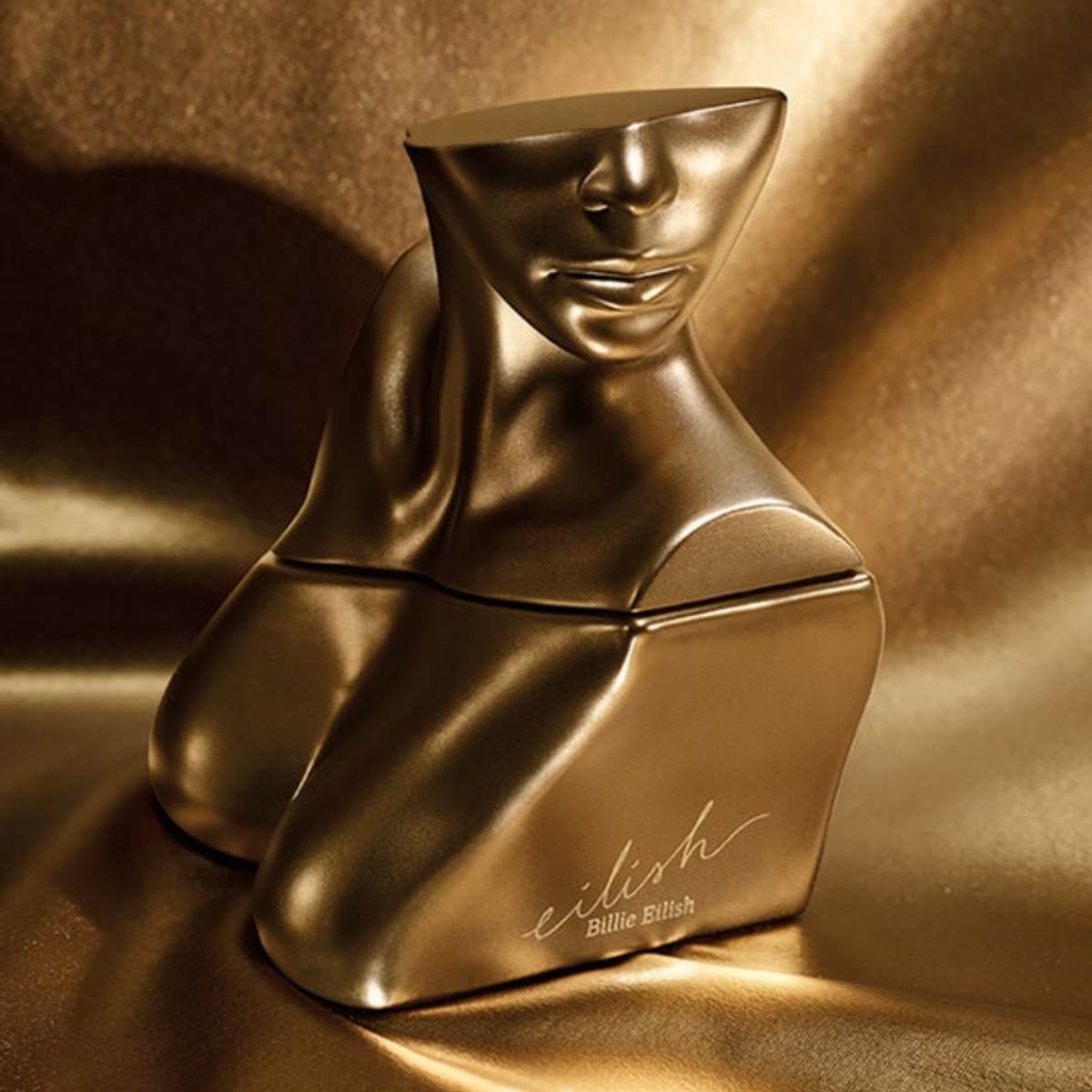 Eilish je prvi parfem iz parfumerije poznate pjevačice Billie Eilish.