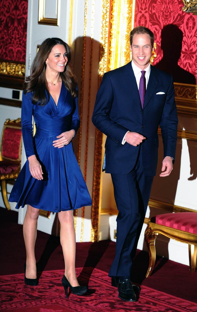Haljina Kate Middleton s objave zaruke rasprodala se u rekordnom roku
