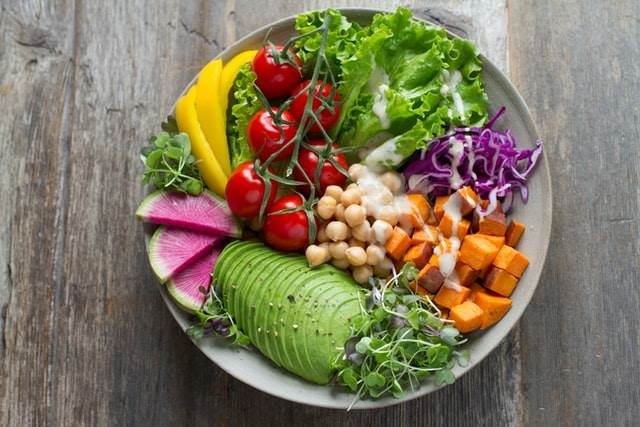 Veganska prehrana je izbor Meghan Markle za tjedan, a mesna prehrana za vikende