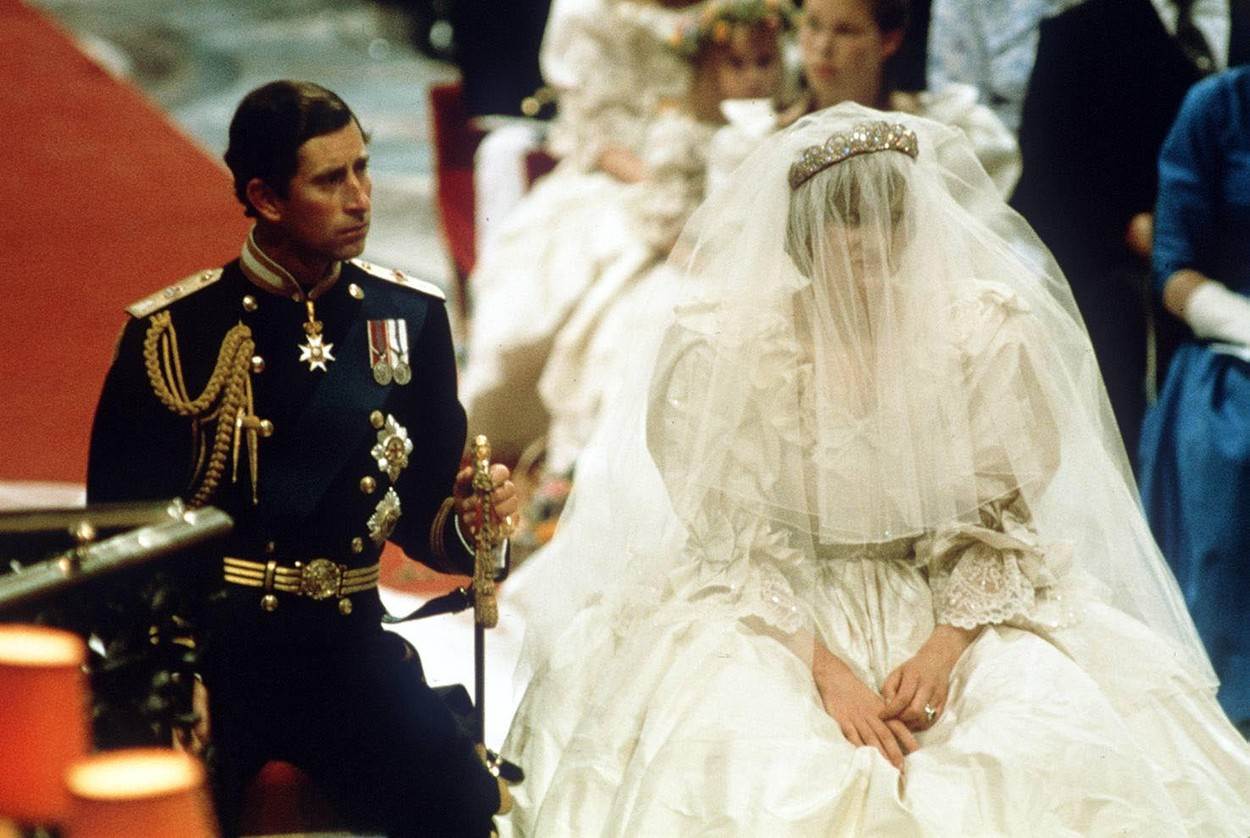 Izrada svilenih cipela koje je Lady Diana nosila na vjenčanju trajala je 6 mjeseci