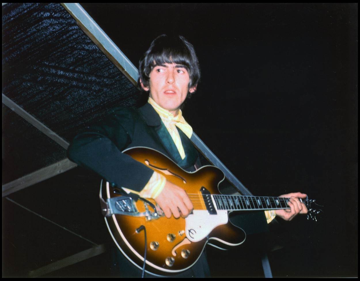 George Harrison u grupi je svirao gitaru