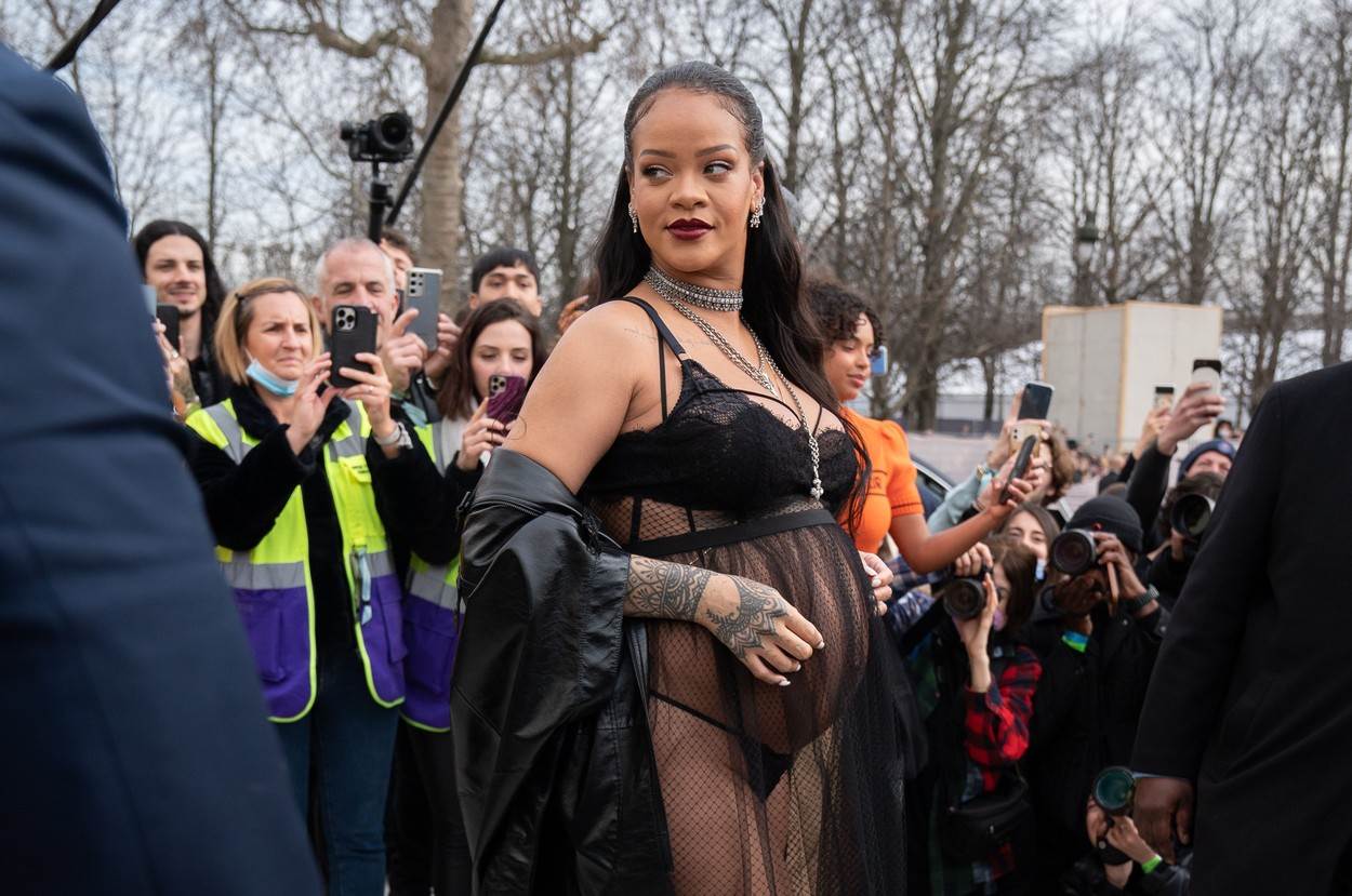 Rihanna u donjem rublju na Tjednu mode u Parizu