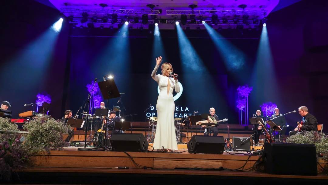 Danijela Martinović održala je koncert u dvorani Vatroslava Lisinskog