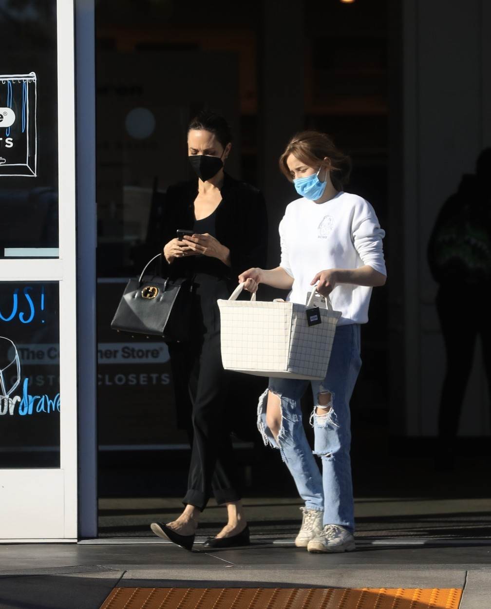 Angelina Jolie i Shiloh Jolie Pitt u shoppingu