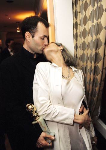 Angelina Jolie više je puta svog brata Jamesa Havena ljubila u usta
