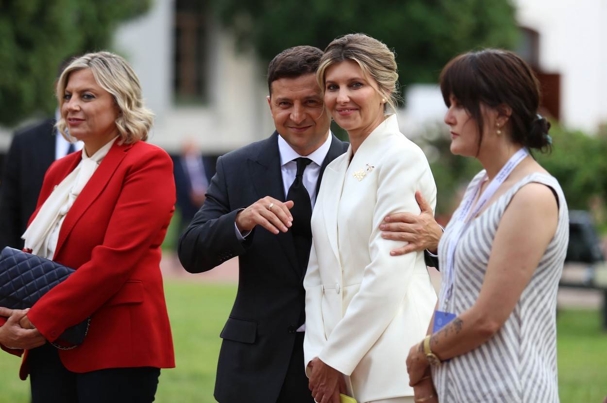 Olena Zelenska u braku je s ukrajinskim predsjednikom Volodimirom Zelenskim