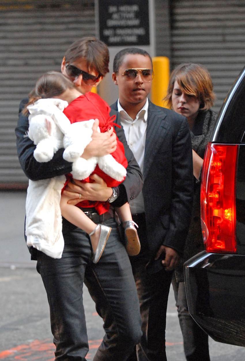 Connor Cruise i Isabella Kidman Cruise posvojena su djeca Nicole Kidman i Toma Cruisea
