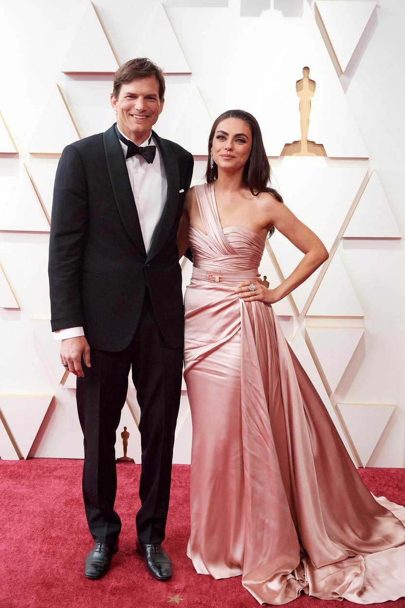 Mila Kunis i Ashton Kutcher pojavili su se na 94. dodjeli Oscara