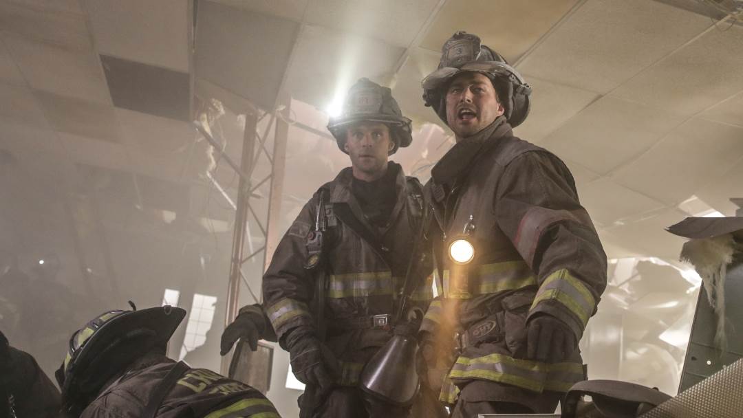 Jesse Spencer i Taylor Kinney u seriji Chicako u plamenu na Fox Life-u
