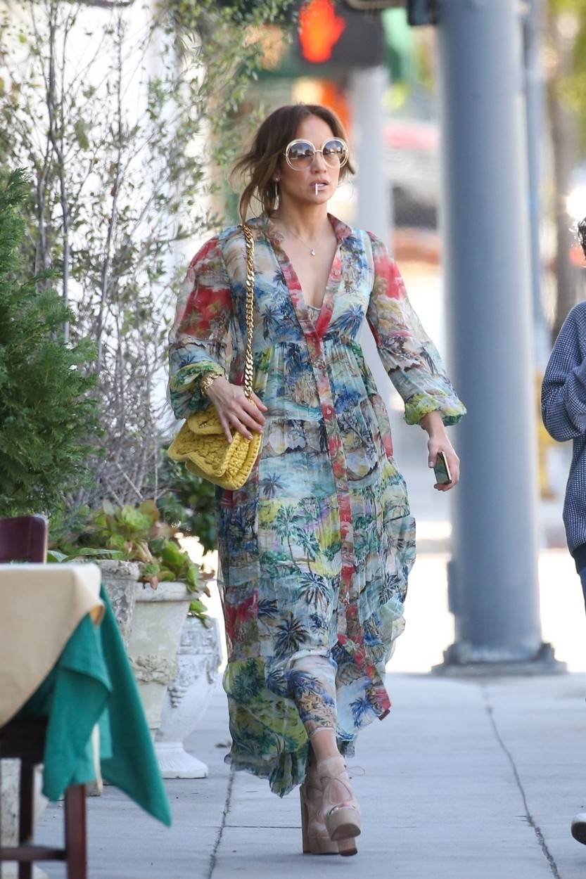 Jennifer Lopez voli nositi maxi haljine
