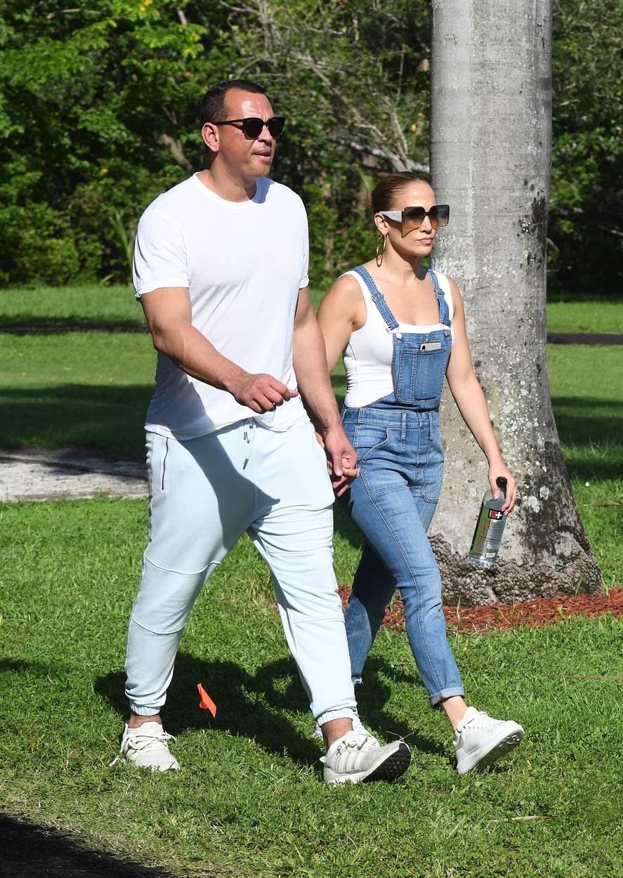 Jennifer Lopez i Alex Rodriguez su prekinuli 2021. nakon četiri godine veze