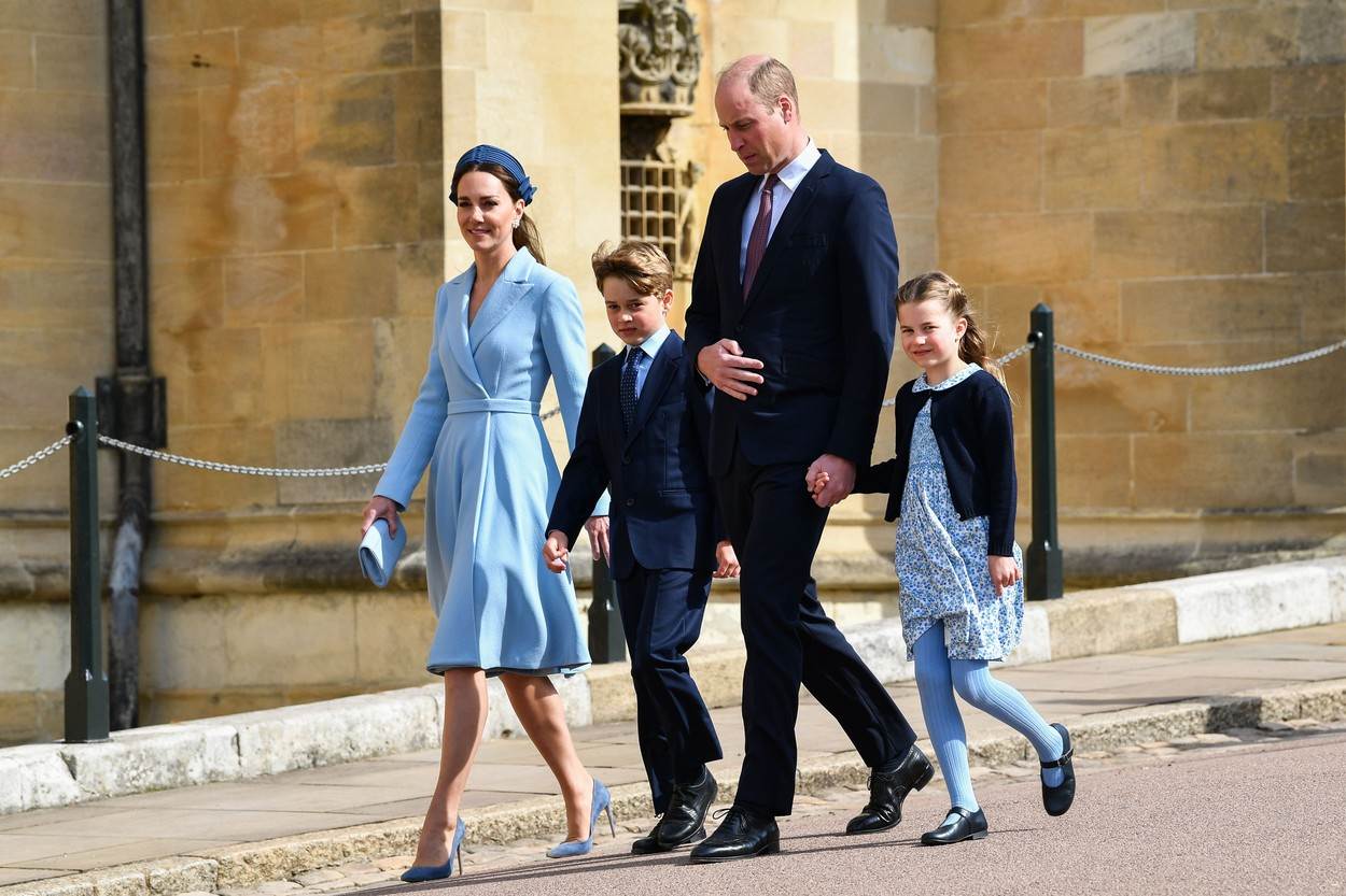Kate Middleton i princ William s djecom na uskršnjoj misi