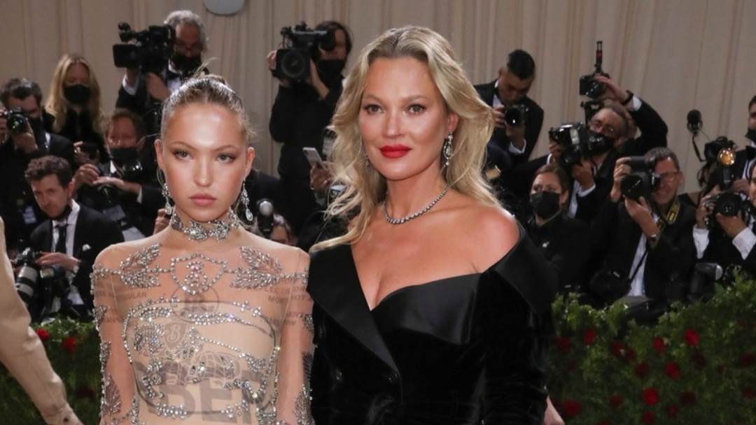 Kate Moss zaprepastila je izbotoksiranim licem na Met Gali