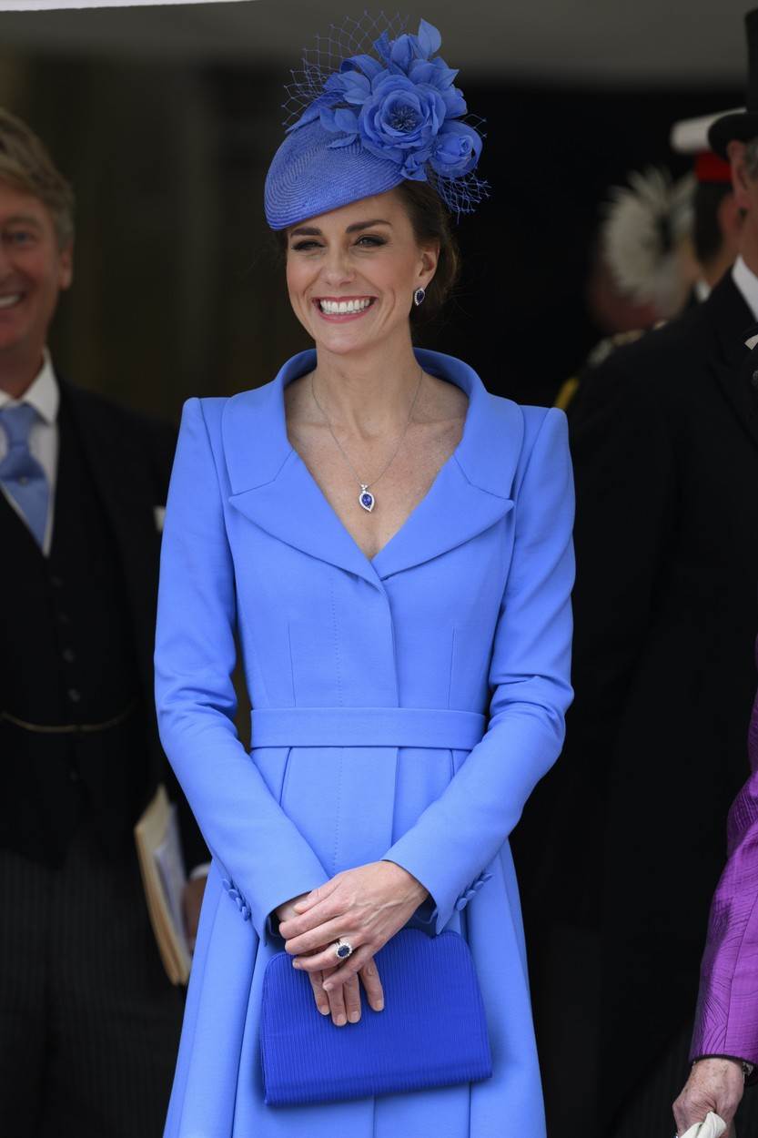 Kate Middleton glasi kao jedna od najbolje odjevenih žena.
