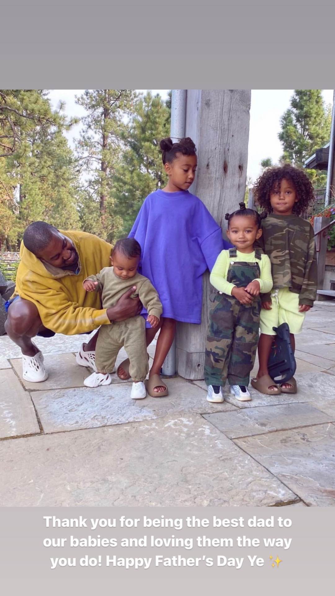 Kanye West sa svojom djecom