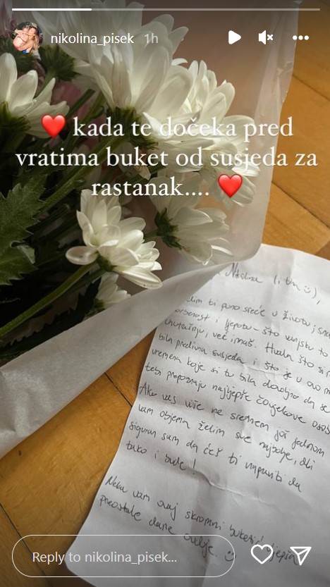 Nikolina Ristović dobila cvijeće od susjeda