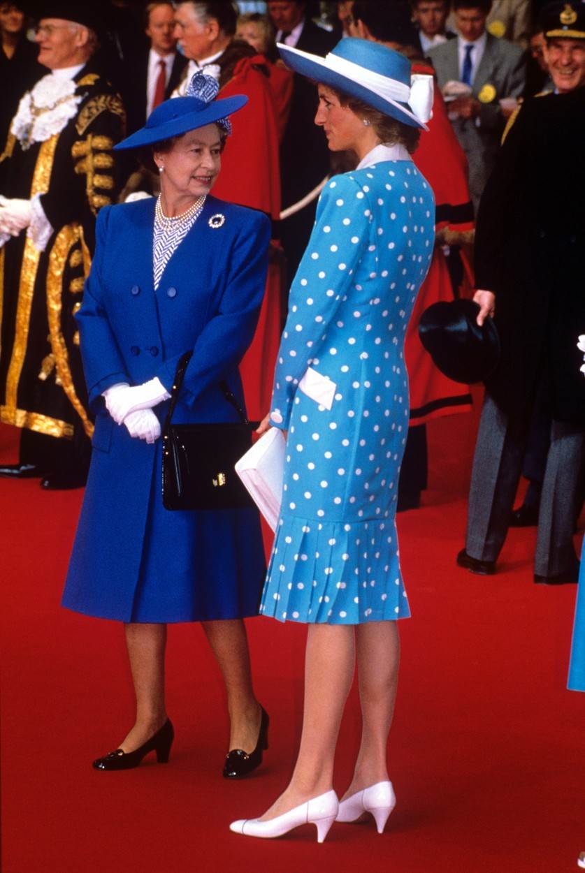 Princeza Diana i kraljica Elizabeta II. na dočeku nigerijskog predsjednika 1989.