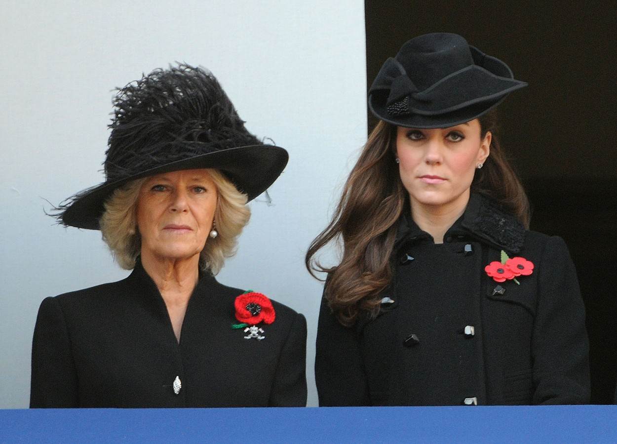 Ranije se pisalo kako Kate Middleton i Camilla nisu u dobrim odnosima