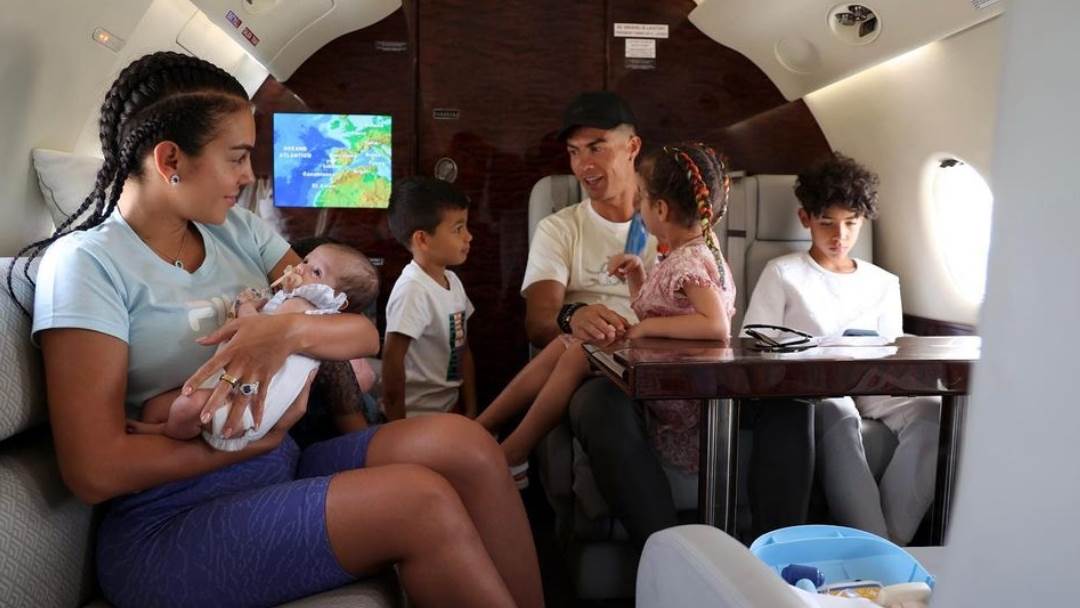 Georgina Rodriguez i Cristiano Ronaldo s djecom